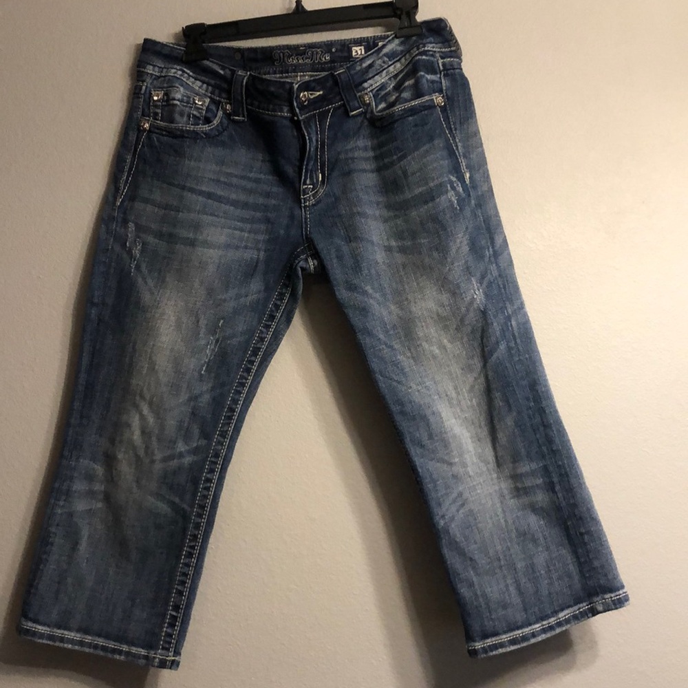 Miss Me capri.  Size 31